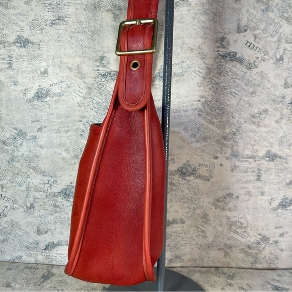 Vintage Coach Red 9366 Legacy Shoulder/Crossbody Bag Made in USA - Picture 5 of 14